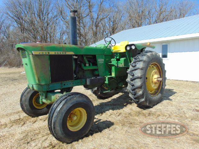 1969 John Deere 4520_1.jpg